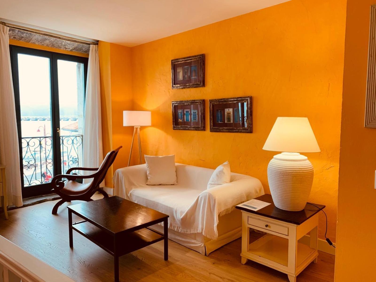 Apartamentos Rincon Del Puerto San Vicente De La Barquera Bagian luar foto