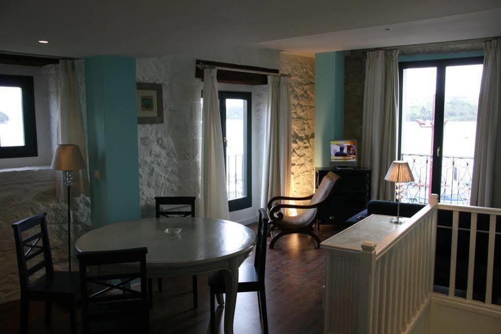 Apartamentos Rincon Del Puerto San Vicente De La Barquera Bagian luar foto